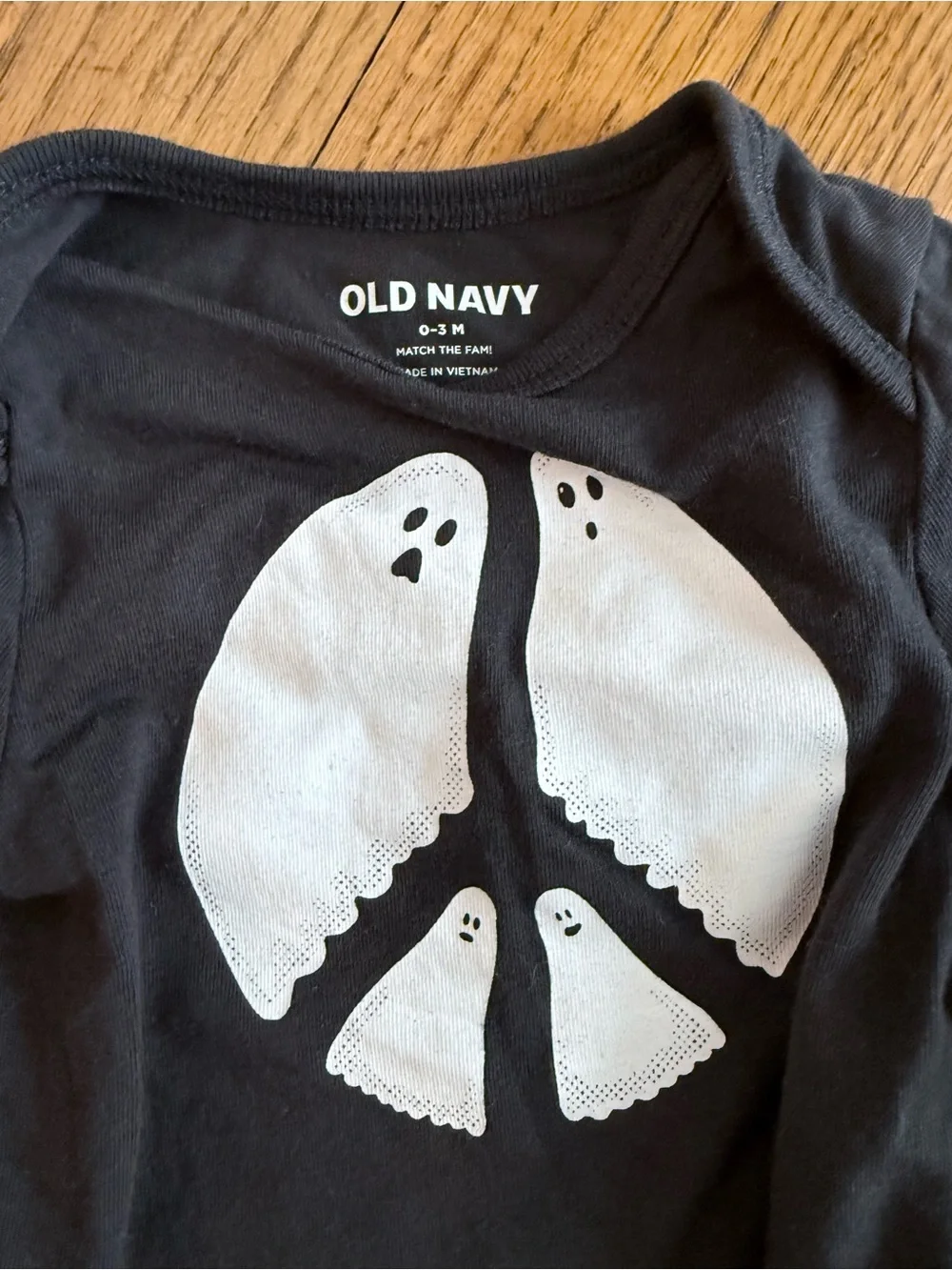 Old Navy ~ Halloween Onesie Bundle 0-3 months